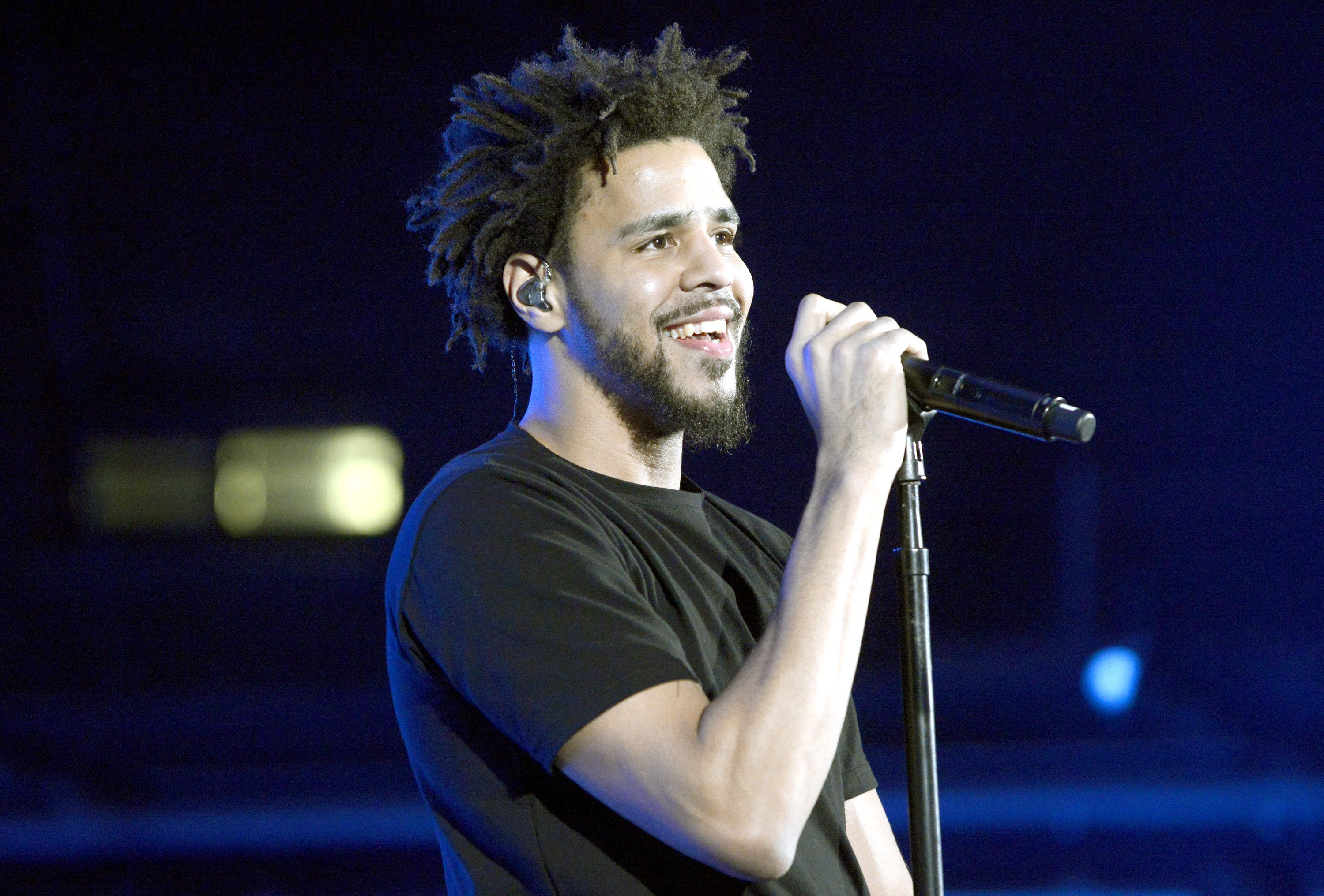 Twitter Completely Loses It After J Cole Drops '4 Your Eyez Only'
